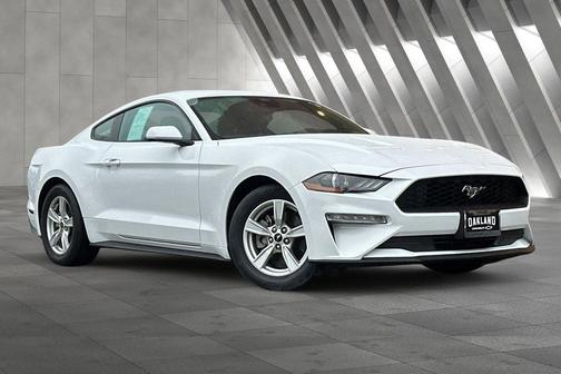 2022 Ford Mustang EcoBoost