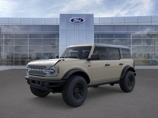 Desert Sand 2026 Ford Bronco Badlands