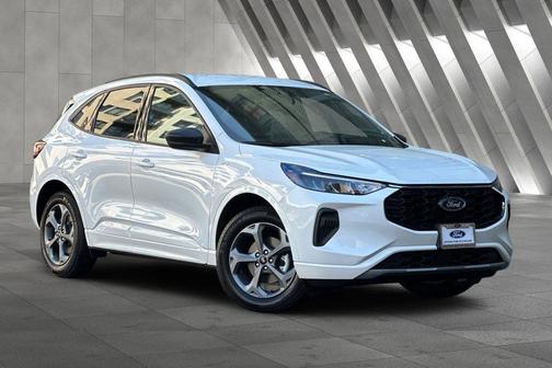 STAR WHITE METALLIC TRI-COAT 2024 Ford Escape ST-Line