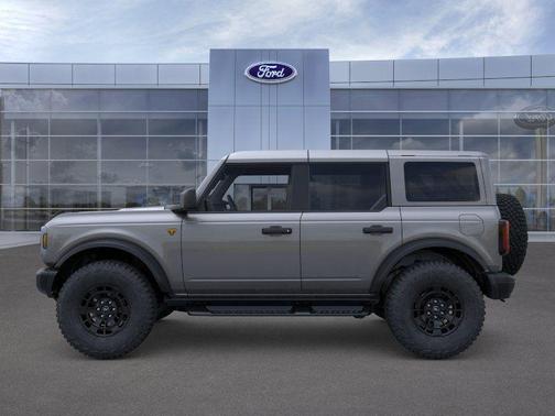 Carbonized Gray Metallic 2026 Ford Bronco Badlands