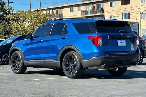 2023 Ford Explorer ST-Line