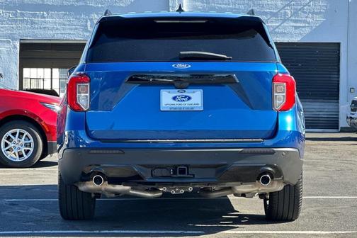 2023 Ford Explorer ST-Line