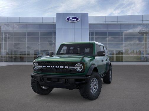 ERUPTION GREEN METALLIC 2025 Ford Bronco Badlands