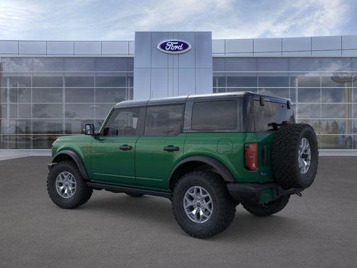 ERUPTION GREEN METALLIC 2025 Ford Bronco Badlands