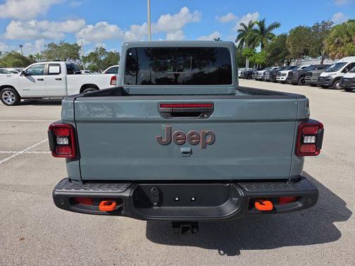 2025 Jeep Gladiator Mojave X