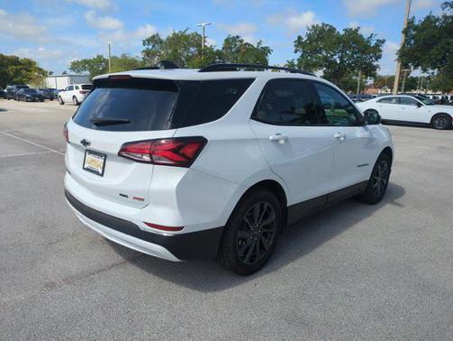 Summit White 2022 Chevrolet Equinox AWD RS