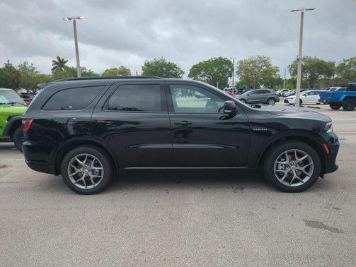 DB Black Clearcoat 2026 Dodge Durango GT Plus