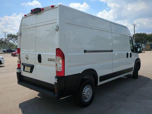 2025 RAM ProMaster 2500 Tradesman