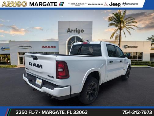 Bright White Clearcoat 2026 RAM 1500 Big Horn/Lone Star
