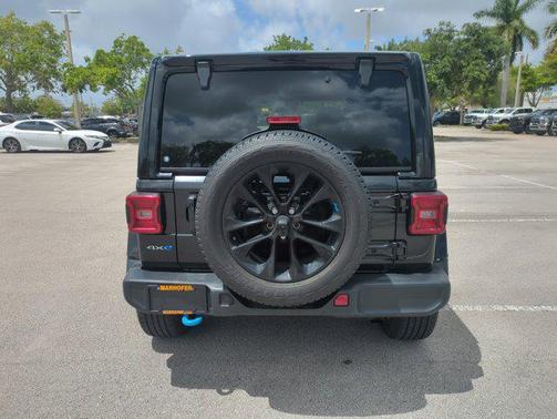 Black Clearcoat 2022 Jeep Wrangler Unlimited 4xe Sahara