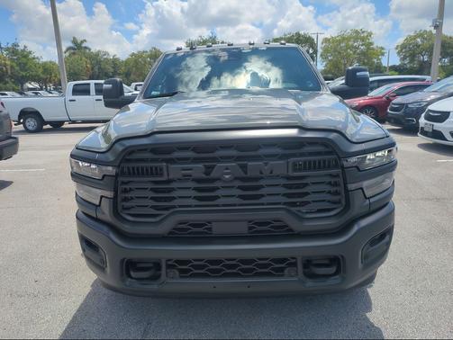 Ceramic Gray Clearcoat 2026 RAM 3500 Tradesman Crew Cab 4x4 8' Box