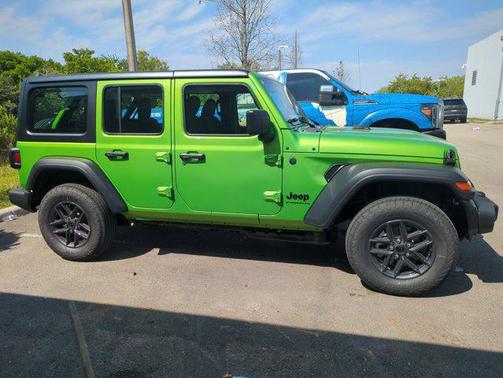 Mojito Clearcoat 2026 Jeep Wrangler Sport