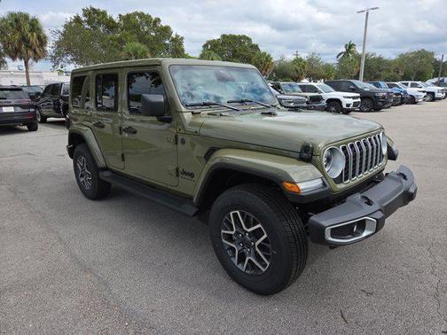 2026 Jeep Wrangler 4-Door Sahara 4x4