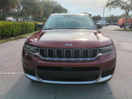 2023 Jeep Grand Cherokee L Laredo