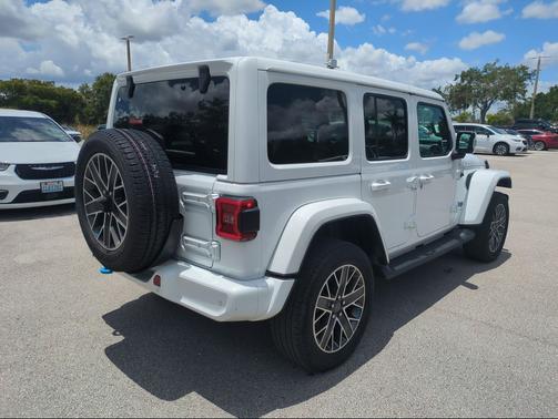 Bright White Clearcoat 2023 Jeep Wrangler 4xe Sahara High Altitude
