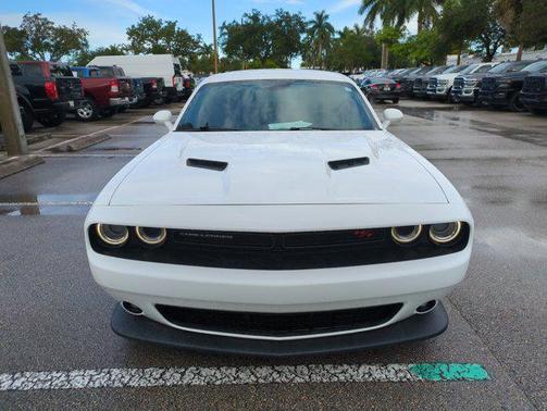 2016 Dodge Challenger R/T Scat Pack