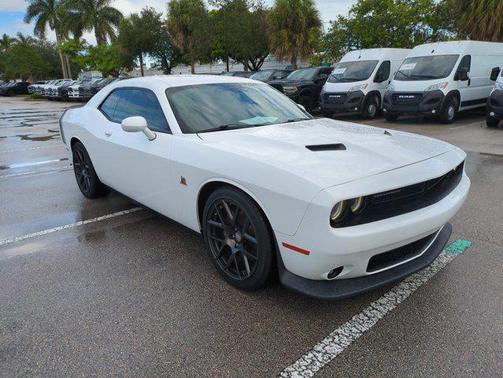 2016 Dodge Challenger R/T Scat Pack
