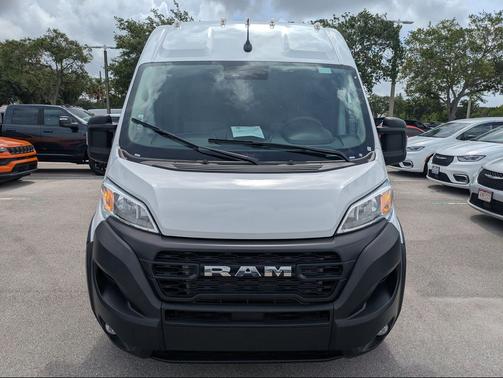 Bright White Clearcoat 2026 RAM ProMaster 2500 Tradesman
