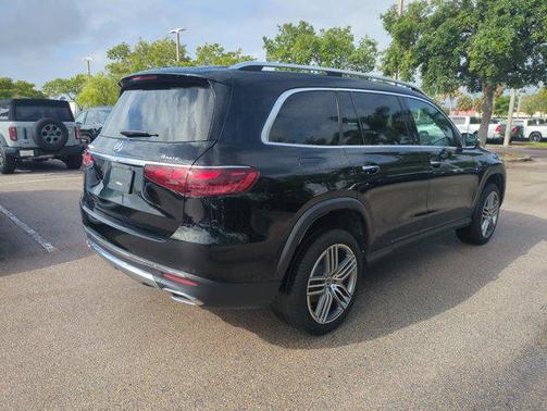 2025 Mercedes-Benz GLS 450 4MATIC