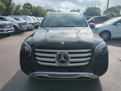 2025 Mercedes-Benz GLS 450 4MATIC