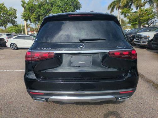 2025 Mercedes-Benz GLS 450 4MATIC