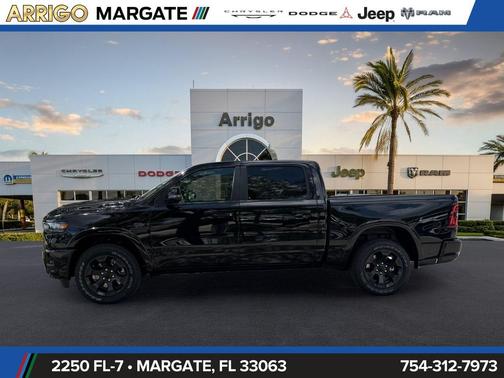 Diamond Black Crystal Pearlcoat 2027 RAM 1500 Big Horn/Lone Star