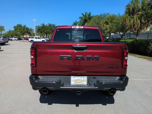2025 RAM 1500 Warlock Crew Cab 4x4 5'7' Box