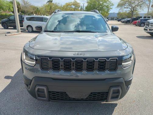 2026 Jeep Cherokee Laredo 4x4