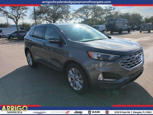 2022 Ford Edge Titanium