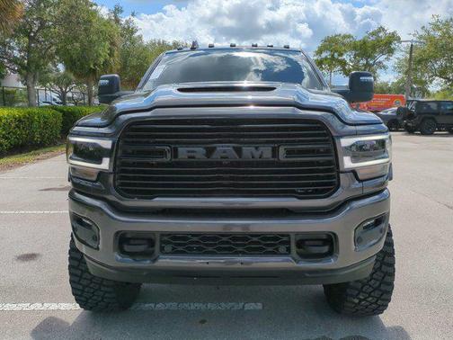 2024 RAM 3500 Laramie Crew Cab 4x4 6'4' Box