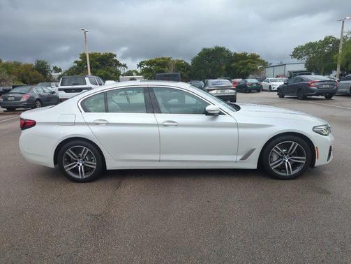 Mineral White Metallic 2021 BMW 530 530i