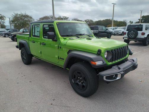 2026 Jeep Gladiator Sport