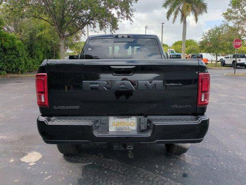 2025 RAM 2500 Laramie Crew Cab 4x4 6'4' Box