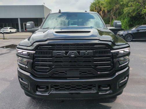 2025 RAM 2500 Laramie Crew Cab 4x4 6'4' Box