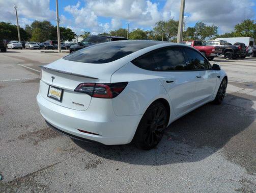 2022 Tesla Model 3 Performance