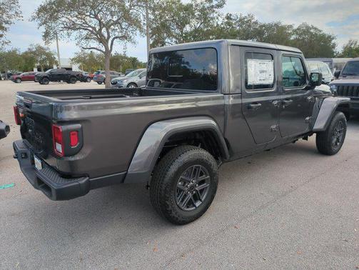 2026 Jeep Gladiator Sport S