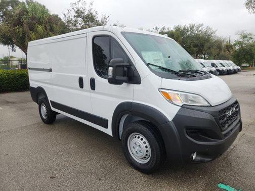 2025 RAM ProMaster 1500 Low Roof