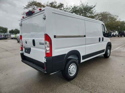 2025 RAM ProMaster 1500 Low Roof