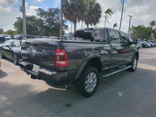 Granite Crystal Metallic Clearcoat 2022 RAM 2500 Laramie Crew Cab 4x4 6'4' Box