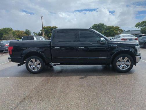 Shadow Black 2018 Ford F-150 Lariat