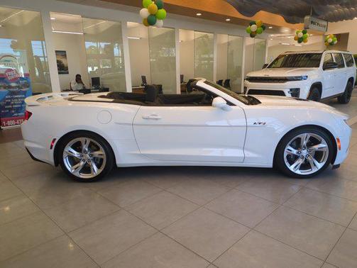 2022 Chevrolet Camaro RWD Convertible LT1