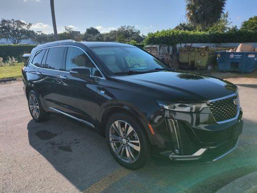 2021 Cadillac XT6 Premium Luxury AWD