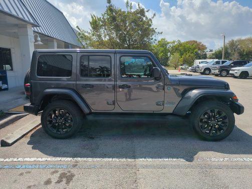 2025 Jeep Wrangler 4xe Sahara