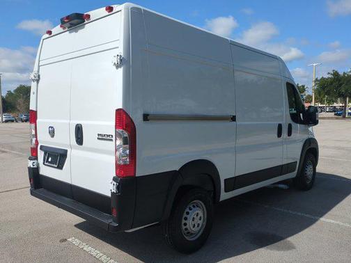 2025 RAM ProMaster 1500 Base