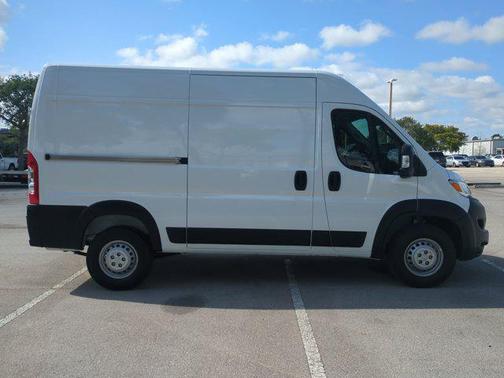 2025 RAM ProMaster 1500 Base