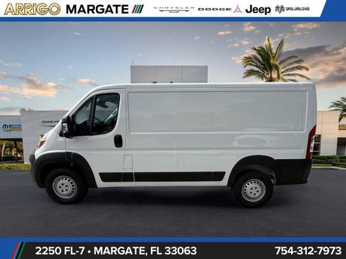Bright White Clearcoat 2025 RAM ProMaster 2500 Tradesman