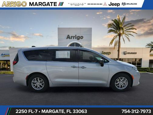 Silver Mist Clearcoat 2026 Chrysler Pacifica L