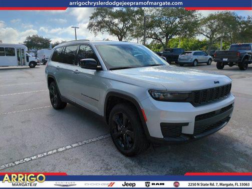 2022 Jeep Grand Cherokee L Altitude