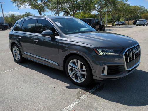 2021 Audi Q7 55 Prestige