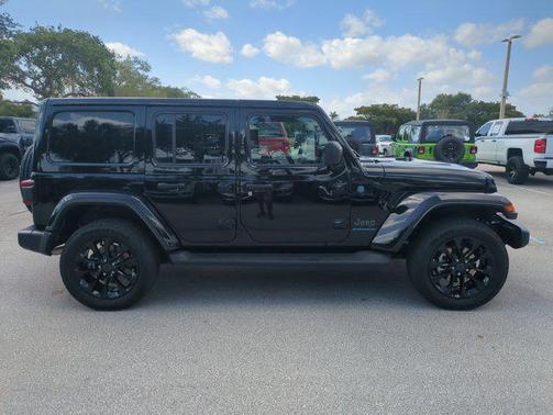 Black Clearcoat 2025 Jeep Wrangler 4xe Sahara